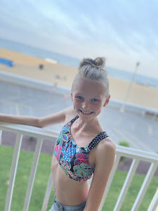 Meet your Posher, Avery